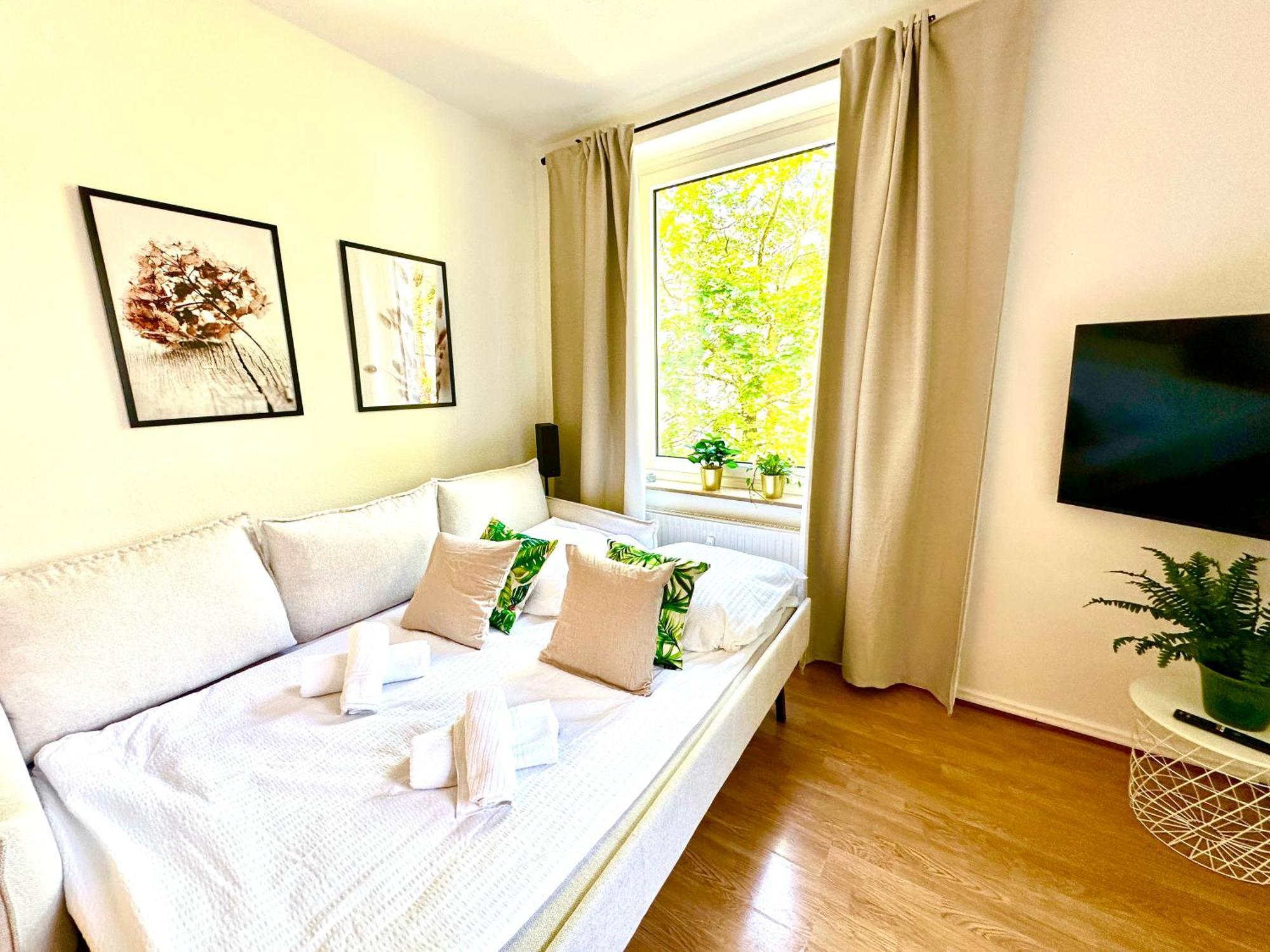 Scandinavian Relax, Netflix, Central, Keyless Apartment Essen